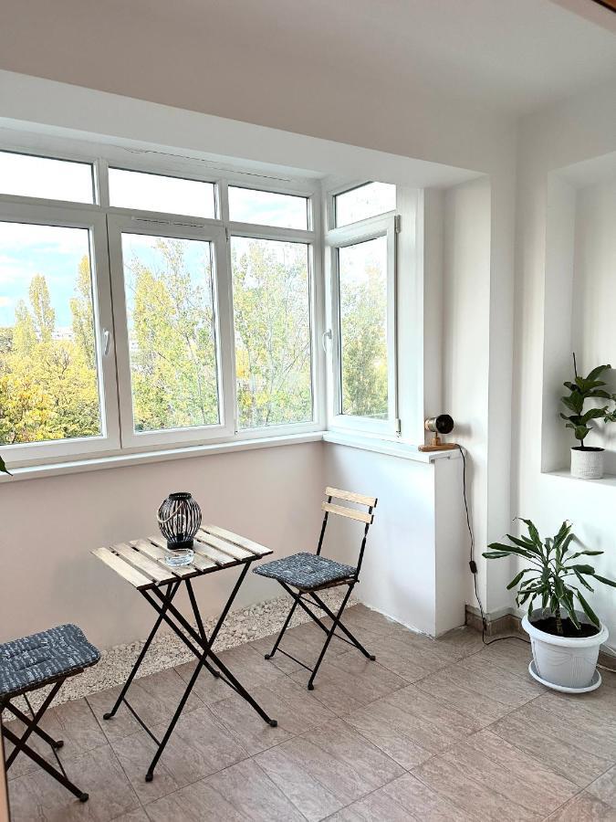 Vintage Bucharest Apartment Eksteriør bilde