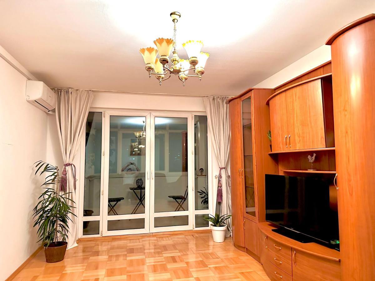 Vintage Bucharest Apartment Eksteriør bilde