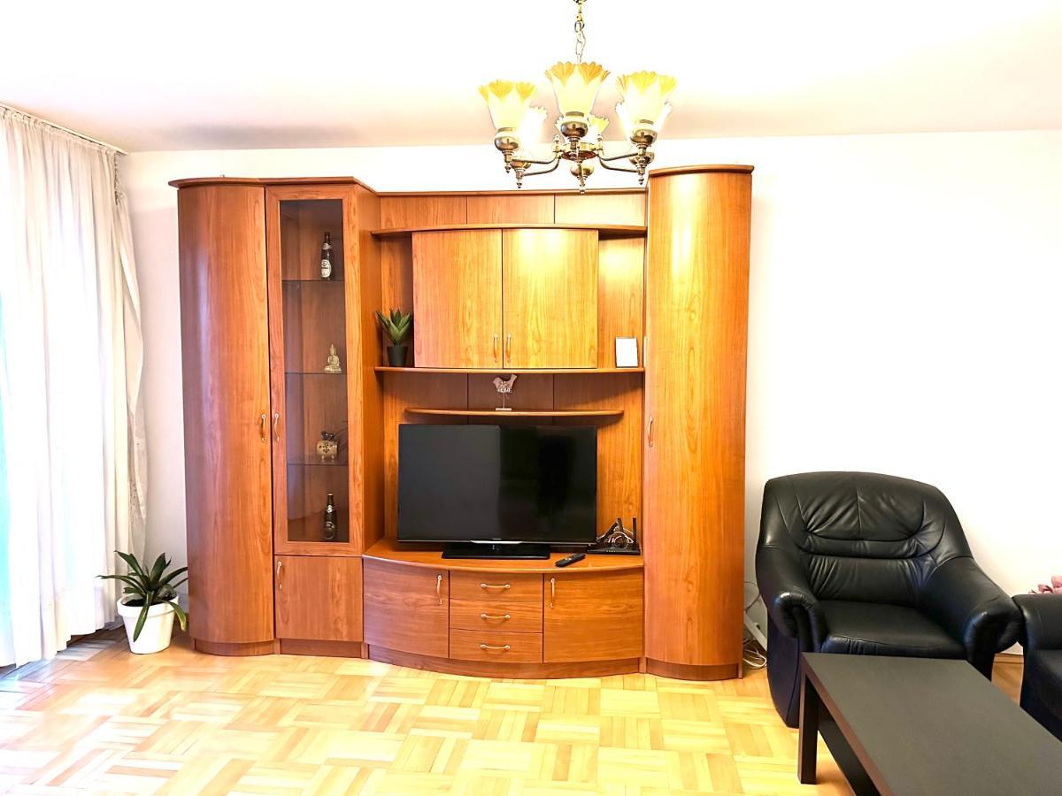 Vintage Bucharest Apartment Eksteriør bilde