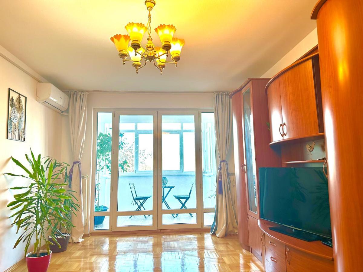 Vintage Bucharest Apartment Eksteriør bilde